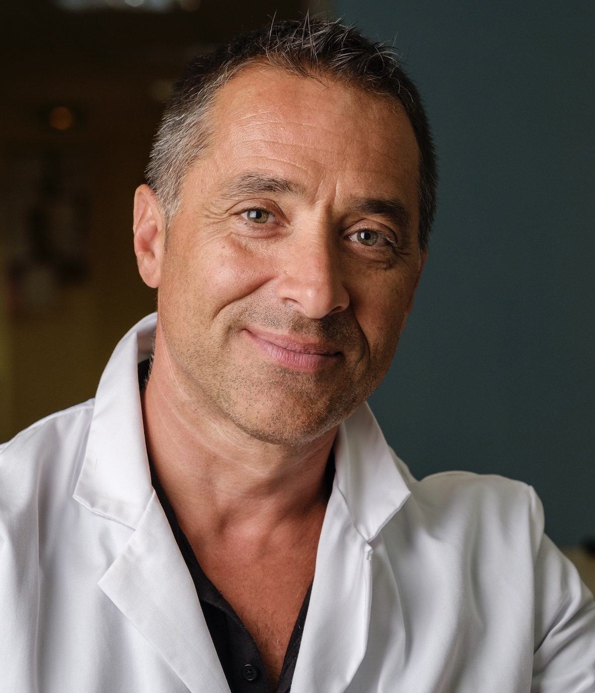 Dr. Fabrice Denis
